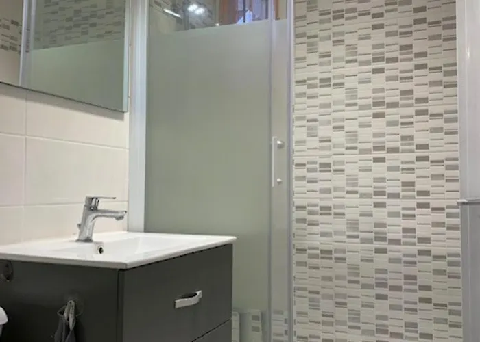 Joli T2 Rez-de-jardin Avec Piscine Et Parking - Fr-1-607-110 Casa vacanze *